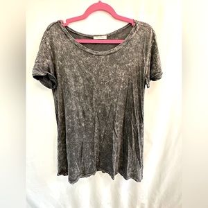 Enti Glamour Black Acid Wash Cuffed Short Sleeve Scoop Neck Tee- Size Small
